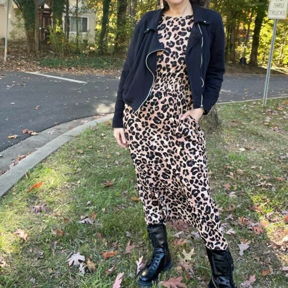 NEW NWT Tags LuLaRoe Evelyn Smocked Waist Maxi Dress Long Sleeve Animal Print - Picture 7 of 13